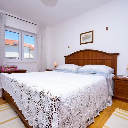 Апартаменты With A Parking Space Okrug Gornji, Ciovo - 12802 Трогир